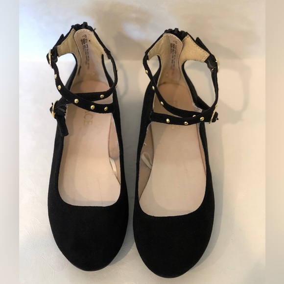 Girls Cross Strap Ballet Flat - Black Faux Suede - Picture 3 of 6